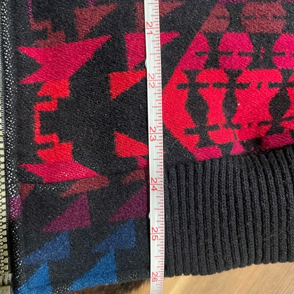Pendleton Black and Red Jacket - Picture 14 of 16